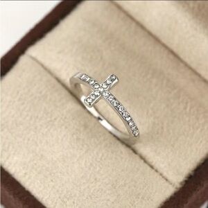 Sparkling zircon cross ring 9